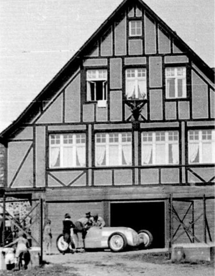 Ringhaus - Home Of Silver Arrows Nurburg Bagian luar foto